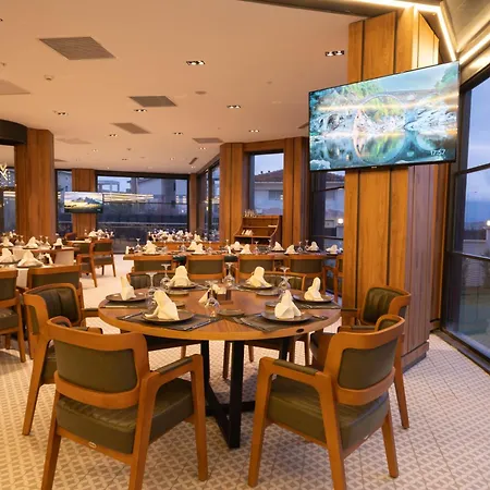 Vindula & Hotel Nilufer