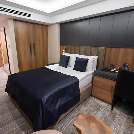 Vindula & Hotel Nilufer