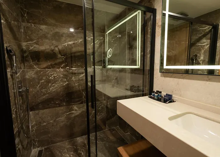 Hotel Vindula & Nilufer